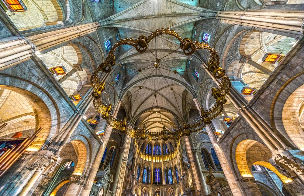 Basilique Saint-Remi de Reims, intérireur.