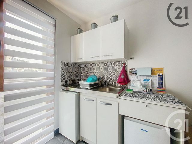 Appartement Studio à vendre - 1 pièce - 37.66 m2 - REIMS - 51 - CHAMPAGNE-ARDENNE - Century 21 Espace Conseil