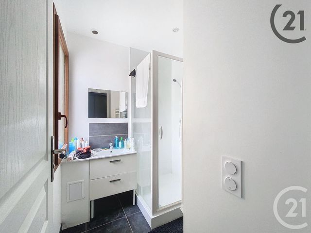 Appartement Studio à vendre - 1 pièce - 37.66 m2 - REIMS - 51 - CHAMPAGNE-ARDENNE - Century 21 Espace Conseil