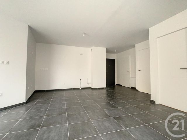 appartement à vendre - 3 pièces - 62.41 m2 - REIMS - 51 - CHAMPAGNE-ARDENNE - Century 21 Espace Conseil