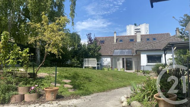 maison à vendre - 7 pièces - 186.52 m2 - REIMS - 51 - CHAMPAGNE-ARDENNE - Century 21 Espace Conseil