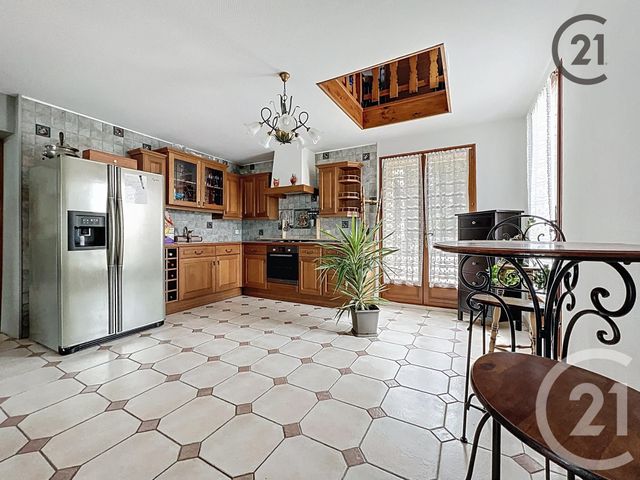 Afficher la photo en grand maison à vendre - 7 pièces - 213.0 m2 - AVANCON - 08 - CHAMPAGNE-ARDENNE - Century 21 Espace Conseil