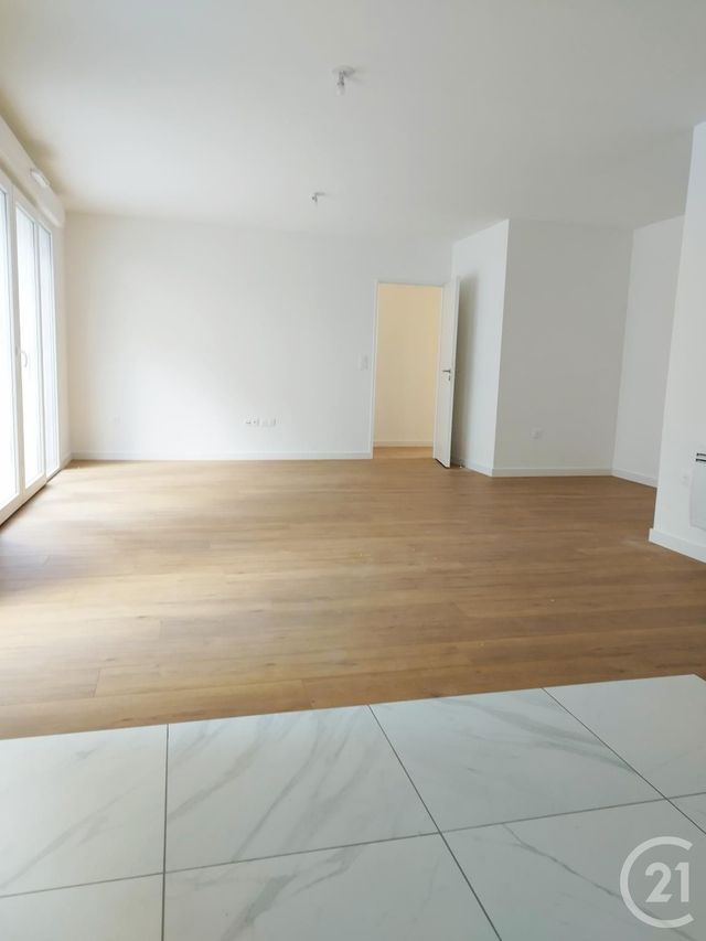 Appartement F5 à vendre - 5 pièces - 90.87 m2 - REIMS - 51 - CHAMPAGNE-ARDENNE - Century 21 Espace Conseil