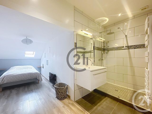 Afficher la photo en grand Appartement T2 à vendre - 2 pièces - 46.0 m2 - REIMS - 51 - CHAMPAGNE-ARDENNE - Century 21 Espace Conseil