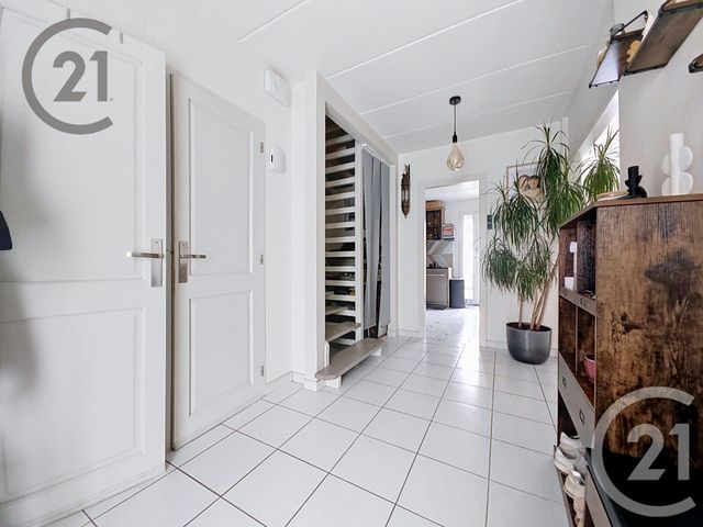 maison à vendre - 5 pièces - 102.52 m2 - CORMONTREUIL - 51 - CHAMPAGNE-ARDENNE - Century 21 Espace Conseil