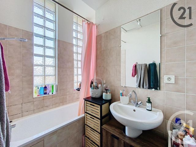 Appartement F3 à vendre - 3 pièces - 46.21 m2 - REIMS - 51 - CHAMPAGNE-ARDENNE - Century 21 Espace Conseil