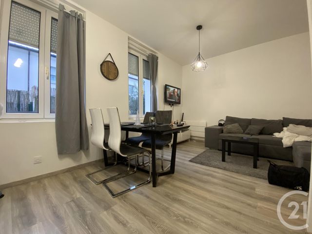 Afficher la photo en grand Appartement T2 à vendre - 2 pièces - 40.81 m2 - REIMS - 51 - CHAMPAGNE-ARDENNE - Century 21 Espace Conseil