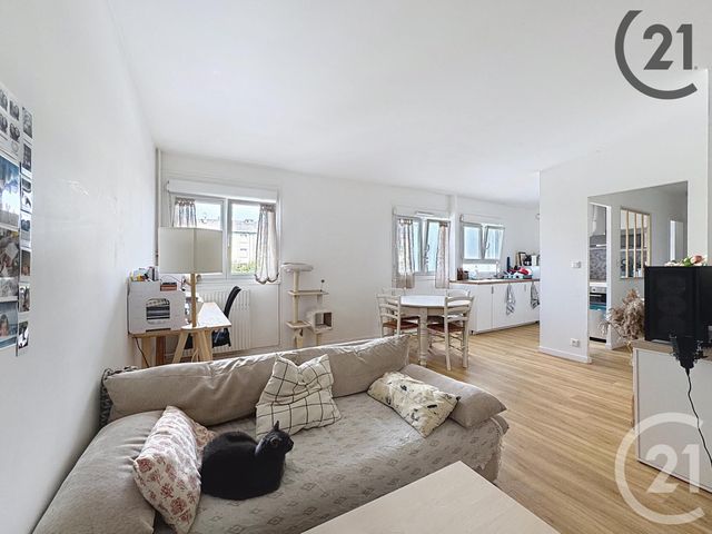 Appartement F2 bis à vendre - 2 pièces - 52.51 m2 - REIMS - 51 - CHAMPAGNE-ARDENNE - Century 21 Espace Conseil