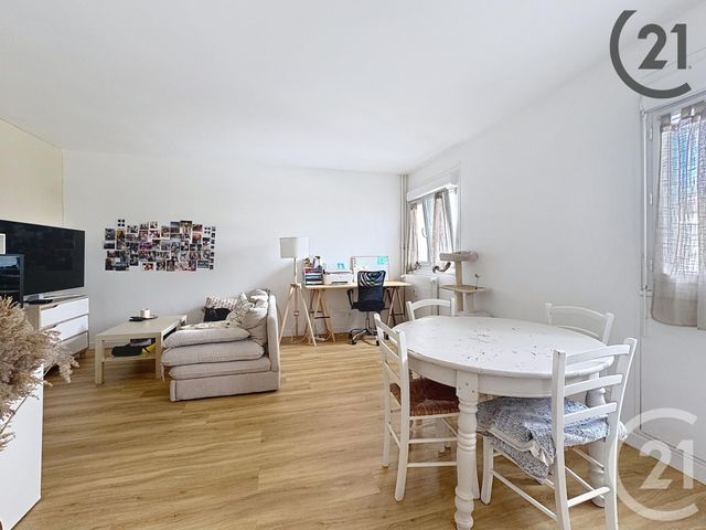 Appartement F2 bis à vendre - 2 pièces - 52.51 m2 - REIMS - 51 - CHAMPAGNE-ARDENNE - Century 21 Espace Conseil