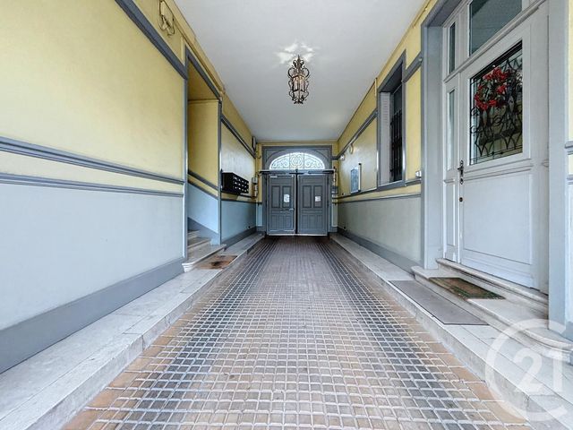 Appartement T2 à vendre - 2 pièces - 39.0 m2 - REIMS - 51 - CHAMPAGNE-ARDENNE - Century 21 Espace Conseil