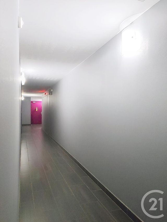 Afficher la photo en grand Appartement F4 à vendre - 4 pièces - 65.0 m2 - REIMS - 51 - CHAMPAGNE-ARDENNE - Century 21 Espace Conseil