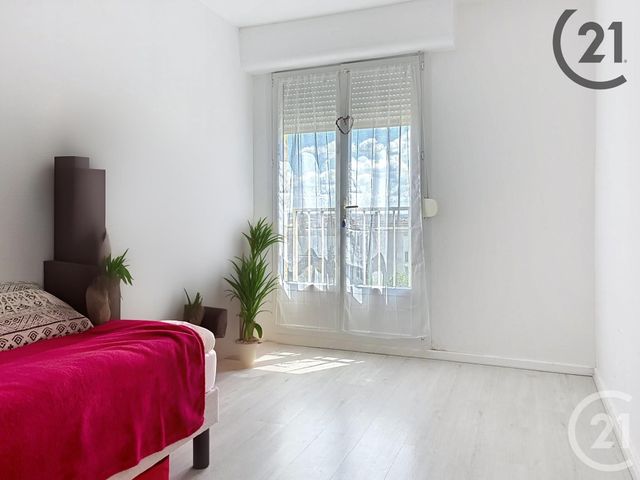 Appartement F4 à vendre - 4 pièces - 74.0 m2 - REIMS - 51 - CHAMPAGNE-ARDENNE - Century 21 Espace Conseil
