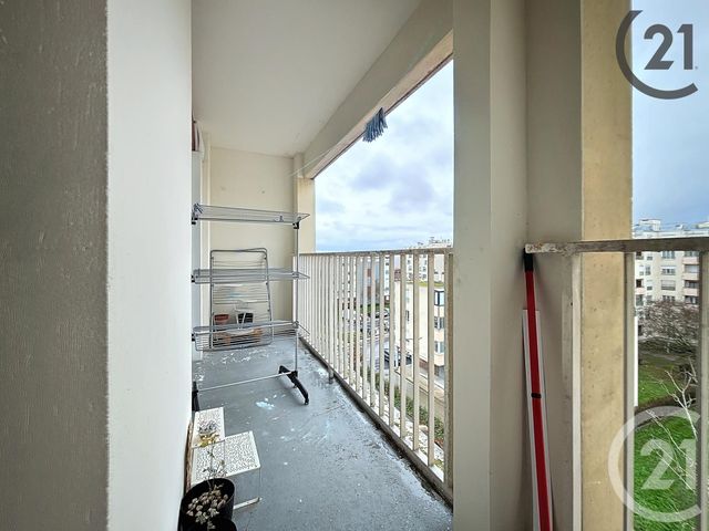Afficher la photo en grand Appartement F4 à vendre - 4 pièces - 74.0 m2 - REIMS - 51 - CHAMPAGNE-ARDENNE - Century 21 Espace Conseil