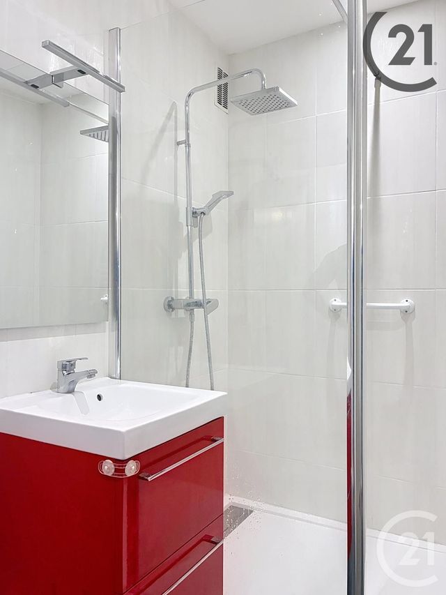 Afficher la photo en grand Appartement F4 à vendre - 4 pièces - 74.0 m2 - REIMS - 51 - CHAMPAGNE-ARDENNE - Century 21 Espace Conseil