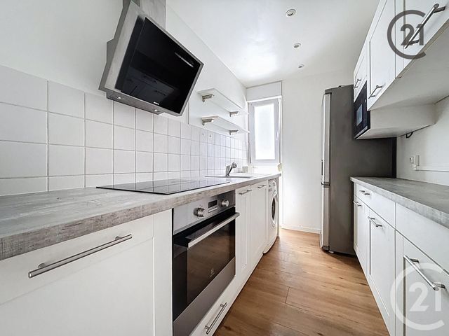 Appartement T4 à vendre - 4 pièces - 66.87 m2 - REIMS - 51 - CHAMPAGNE-ARDENNE - Century 21 Espace Conseil