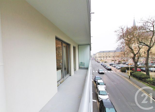 Appartement T4 à vendre - 4 pièces - 73.0 m2 - REIMS - 51 - CHAMPAGNE-ARDENNE - Century 21 Espace Conseil