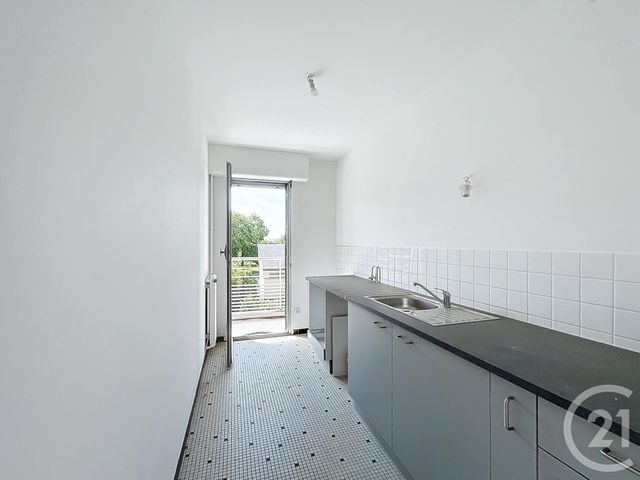 Appartement T4 à vendre - 4 pièces - 73.0 m2 - REIMS - 51 - CHAMPAGNE-ARDENNE - Century 21 Espace Conseil