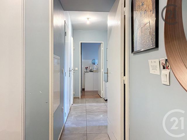 Appartement F4 à vendre - 4 pièces - 81.0 m2 - REIMS - 51 - CHAMPAGNE-ARDENNE - Century 21 Espace Conseil