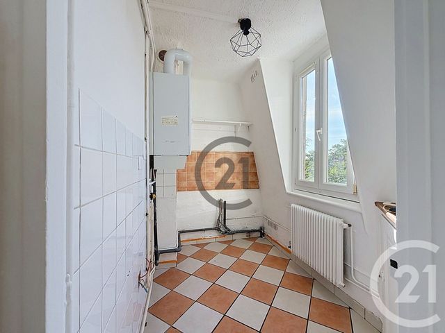 Appartement à vendre - 2 pièces - 35.8 m2 - REIMS - 51 - CHAMPAGNE-ARDENNE - Century 21 Espace Conseil