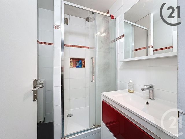 Appartement T5 à vendre - 5 pièces - 108.07 m2 - REIMS - 51 - CHAMPAGNE-ARDENNE - Century 21 Espace Conseil