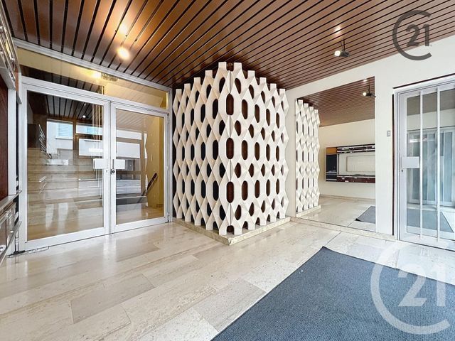 Appartement F4 à vendre - 4 pièces - 98.22 m2 - REIMS - 51 - CHAMPAGNE-ARDENNE - Century 21 Espace Conseil