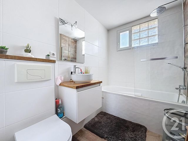 maison à vendre - 6 pièces - 106.0 m2 - TINQUEUX - 51 - CHAMPAGNE-ARDENNE - Century 21 Espace Conseil