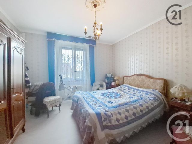 maison à vendre - 7 pièces - 155.55 m2 - BETHENY - 51 - CHAMPAGNE-ARDENNE - Century 21 Espace Conseil