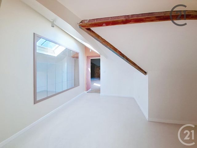 Appartement T4 à vendre - 4 pièces - 100.94 m2 - REIMS - 51 - CHAMPAGNE-ARDENNE - Century 21 Espace Conseil