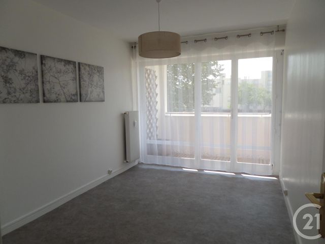 Appartement F4 à vendre - 4 pièces - 75.3 m2 - REIMS - 51 - CHAMPAGNE-ARDENNE - Century 21 Espace Conseil