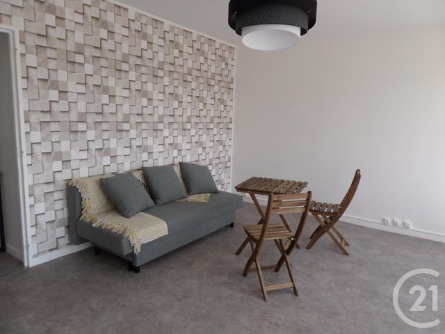 Appartement F4 à vendre - 4 pièces - 75.3 m2 - REIMS - 51 - CHAMPAGNE-ARDENNE - Century 21 Espace Conseil