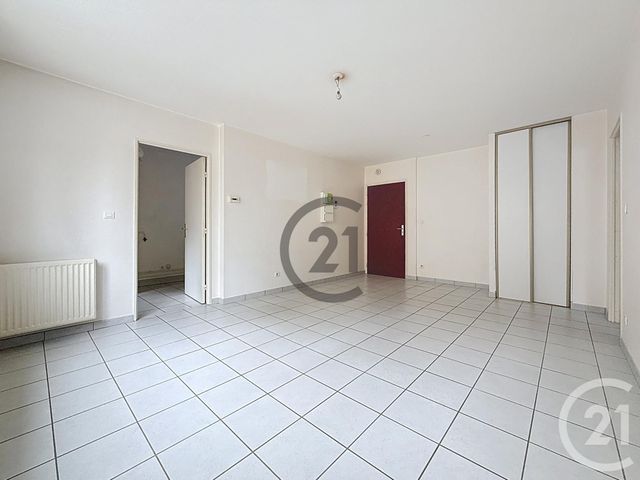 Appartement à vendre - 2 pièces - 44.5 m2 - REIMS - 51 - CHAMPAGNE-ARDENNE - Century 21 Espace Conseil