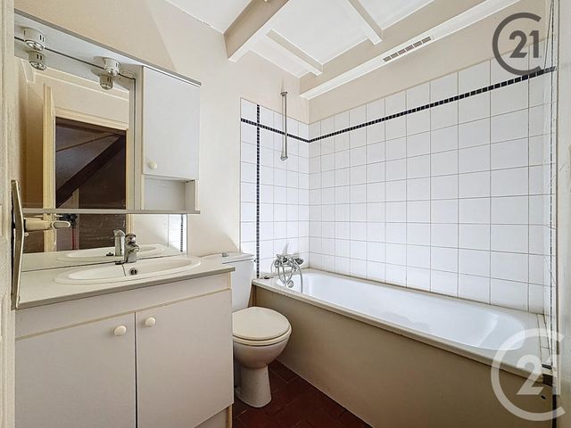 Appartement Autre à vendre - 2 pièces - 24.5 m2 - REIMS - 51 - CHAMPAGNE-ARDENNE - Century 21 Espace Conseil