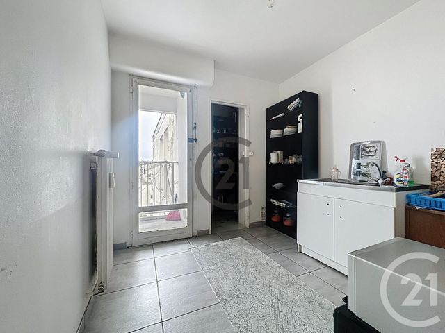 Appartement F4 à vendre - 4 pièces - 72.67 m2 - REIMS - 51 - CHAMPAGNE-ARDENNE - Century 21 Espace Conseil
