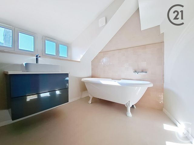 Appartement T4 à vendre - 4 pièces - 100.94 m2 - REIMS - 51 - CHAMPAGNE-ARDENNE - Century 21 Espace Conseil