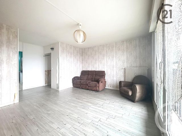 Appartement F4 à vendre - 4 pièces - 75.91 m2 - REIMS - 51 - CHAMPAGNE-ARDENNE - Century 21 Espace Conseil