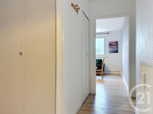 Appartement F3 à vendre - 4 pièces - 68.0 m2 - REIMS - 51 - CHAMPAGNE-ARDENNE - Century 21 Espace Conseil