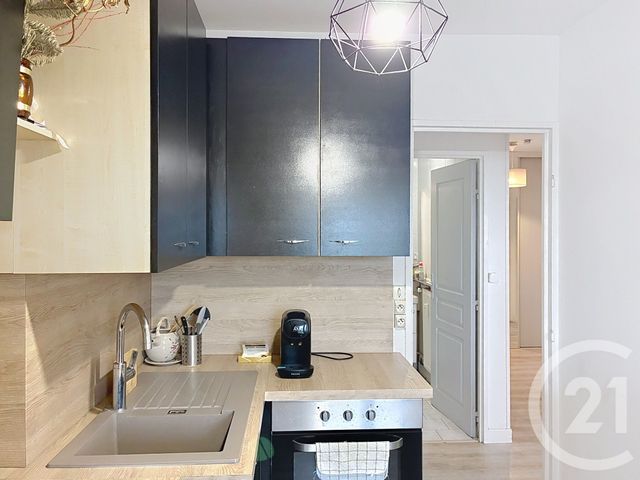 Appartement F3 à vendre - 4 pièces - 68.0 m2 - REIMS - 51 - CHAMPAGNE-ARDENNE - Century 21 Espace Conseil