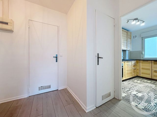 Appartement F2 à vendre - 2 pièces - 42.0 m2 - REIMS - 51 - CHAMPAGNE-ARDENNE - Century 21 Espace Conseil