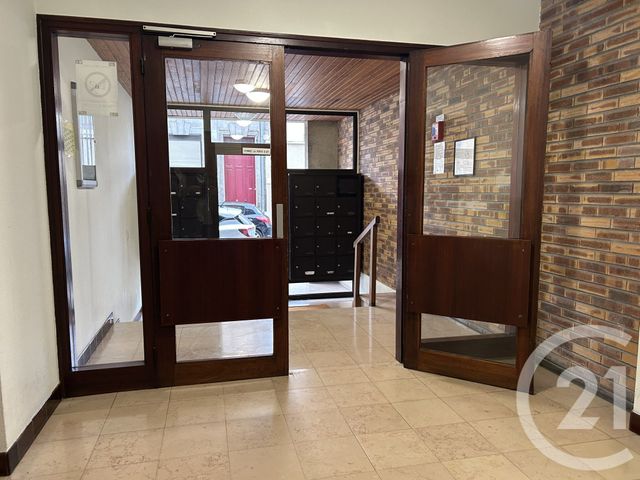 Appartement F2 à vendre - 2 pièces - 42.0 m2 - REIMS - 51 - CHAMPAGNE-ARDENNE - Century 21 Espace Conseil