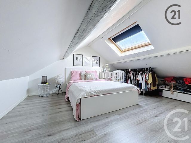 Appartement T4 à vendre - 4 pièces - 55.09 m2 - REIMS - 51 - CHAMPAGNE-ARDENNE - Century 21 Espace Conseil