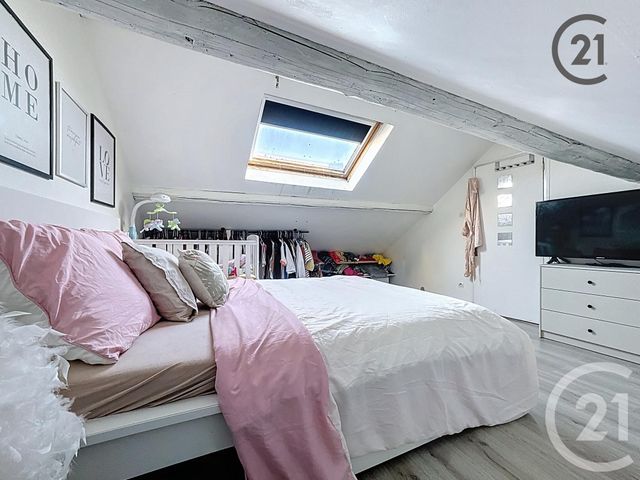 Appartement T4 à vendre - 4 pièces - 55.09 m2 - REIMS - 51 - CHAMPAGNE-ARDENNE - Century 21 Espace Conseil