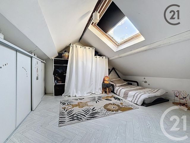 Appartement T4 à vendre - 4 pièces - 55.09 m2 - REIMS - 51 - CHAMPAGNE-ARDENNE - Century 21 Espace Conseil