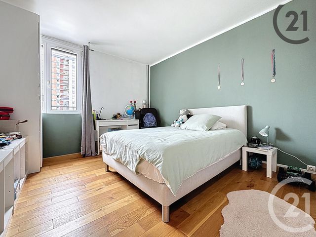 Appartement T5 à vendre - 5 pièces - 108.07 m2 - REIMS - 51 - CHAMPAGNE-ARDENNE - Century 21 Espace Conseil