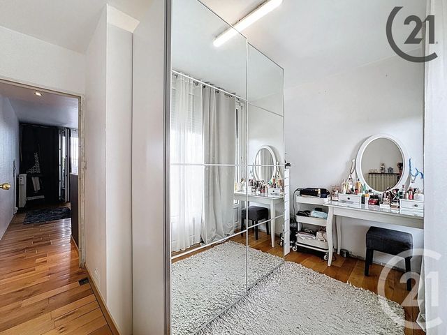 Appartement T5 à vendre - 5 pièces - 108.07 m2 - REIMS - 51 - CHAMPAGNE-ARDENNE - Century 21 Espace Conseil