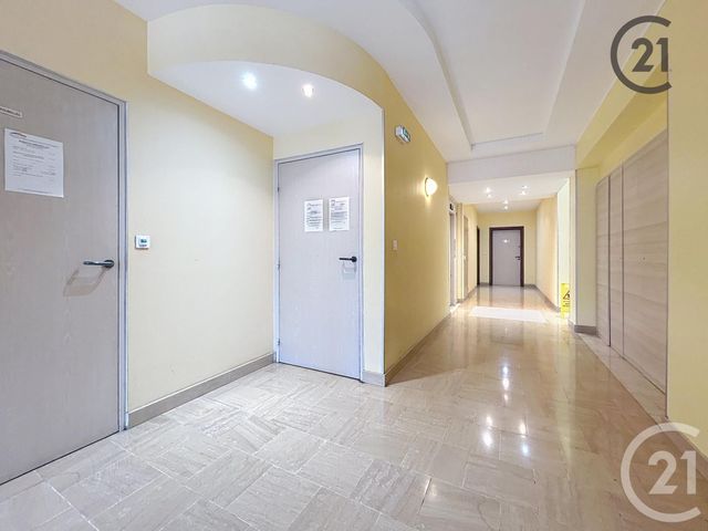 Appartement F4 à vendre - 4 pièces - 82.0 m2 - REIMS - 51 - CHAMPAGNE-ARDENNE - Century 21 Espace Conseil