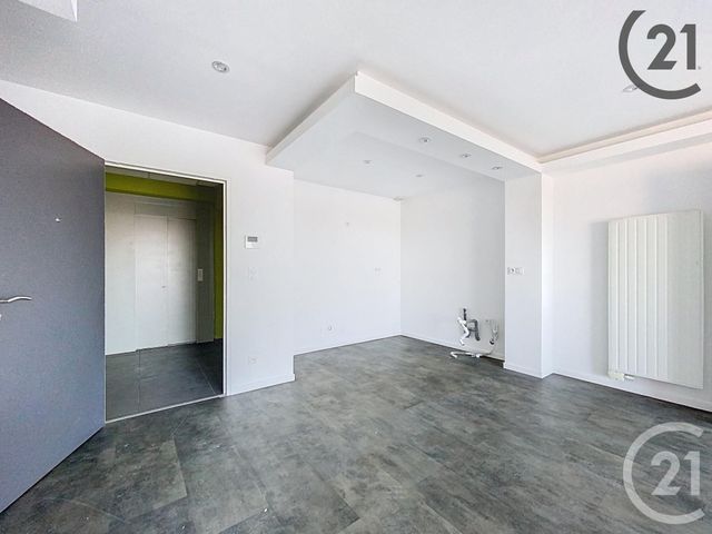 Appartement F3 à vendre - 3 pièces - 68.0 m2 - REIMS - 51 - CHAMPAGNE-ARDENNE - Century 21 Espace Conseil