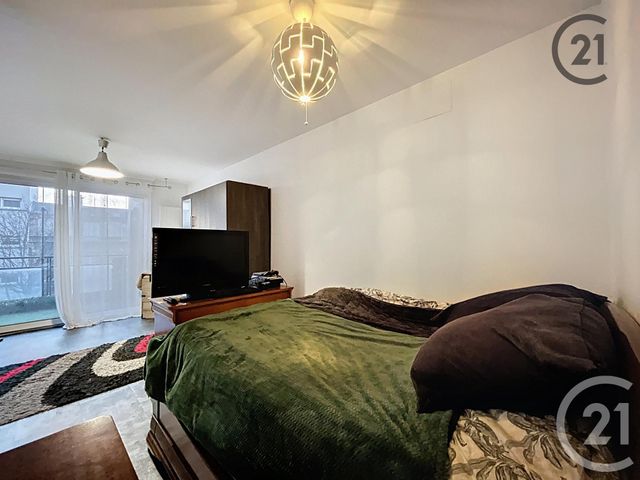 Appartement F3 à vendre - 3 pièces - 68.0 m2 - REIMS - 51 - CHAMPAGNE-ARDENNE - Century 21 Espace Conseil