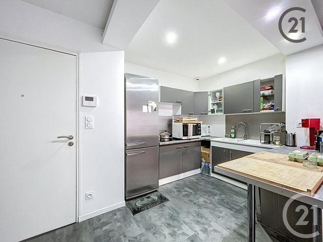 Appartement F3 à vendre - 3 pièces - 68.0 m2 - REIMS - 51 - CHAMPAGNE-ARDENNE - Century 21 Espace Conseil