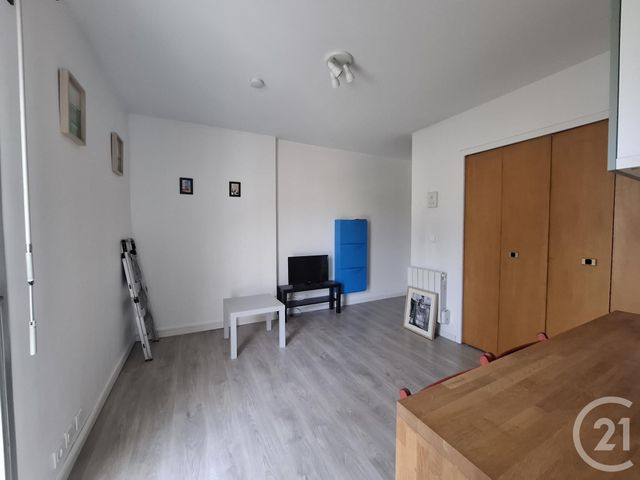 Appartement T1 à vendre - 1 pièce - 17.88 m2 - REIMS - 51 - CHAMPAGNE-ARDENNE - Century 21 Espace Conseil