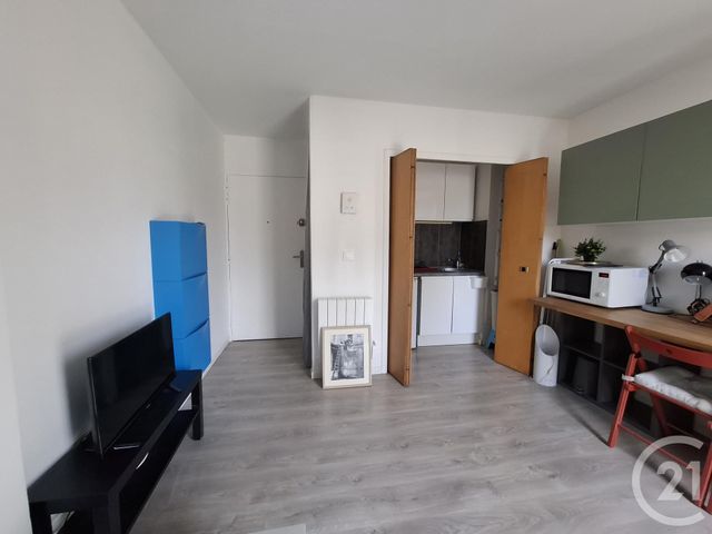 Appartement T1 à vendre - 1 pièce - 17.88 m2 - REIMS - 51 - CHAMPAGNE-ARDENNE - Century 21 Espace Conseil